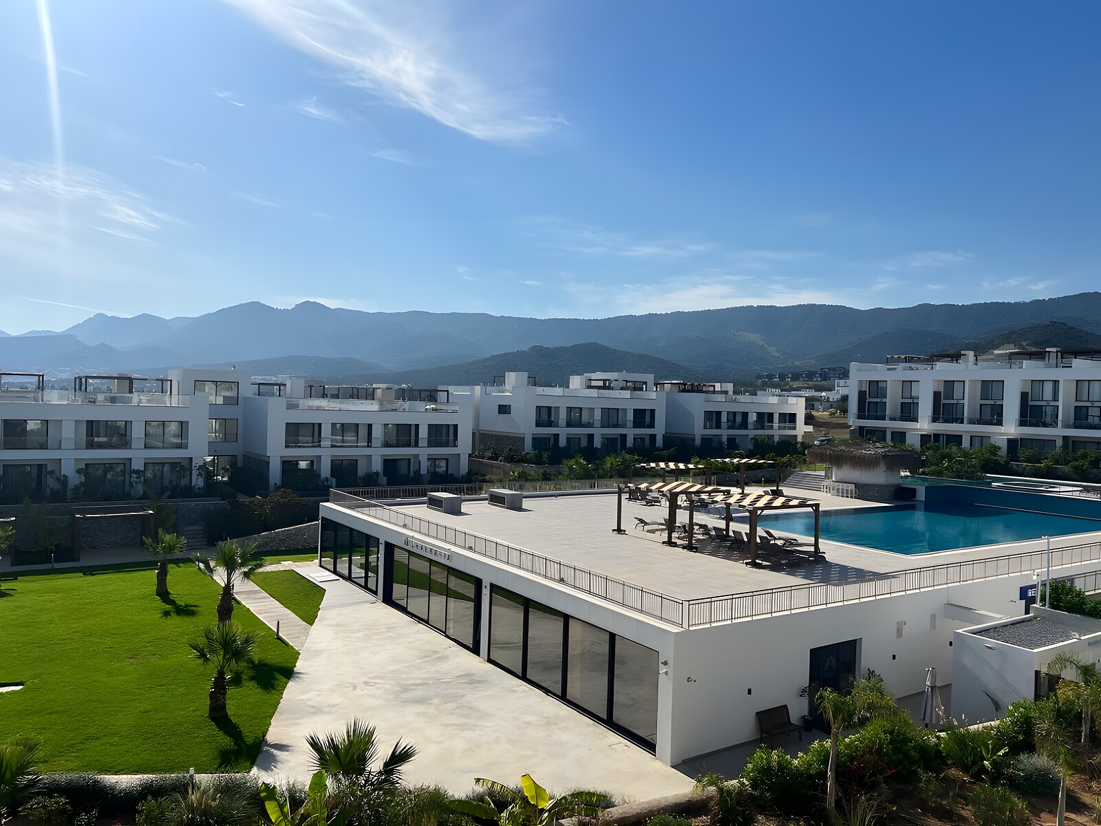 Deja Blue resort with the Kyrenia mountains behind